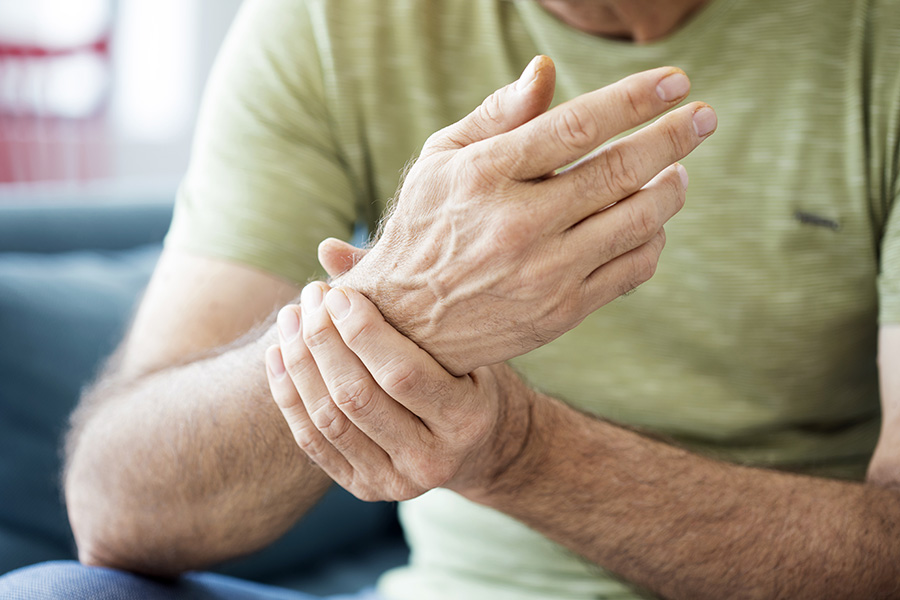 Wrist Sprain vs. Fracture: Know the Difference
