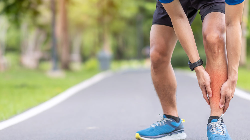Shin Splints vs. Stress Fracture: Why It's Tough to Tell Them Apart